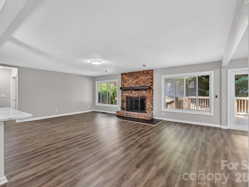 4531 Belhaven Forest Drive, Gastonia, NC 28056.  MLS# CAR4402890, YatesRealty ID 37128. 