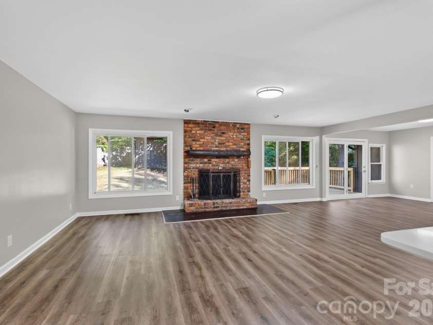 4531 Belhaven Forest Drive, Gastonia, NC 28056.  MLS# CAR4402890, YatesRealty ID 37128. 