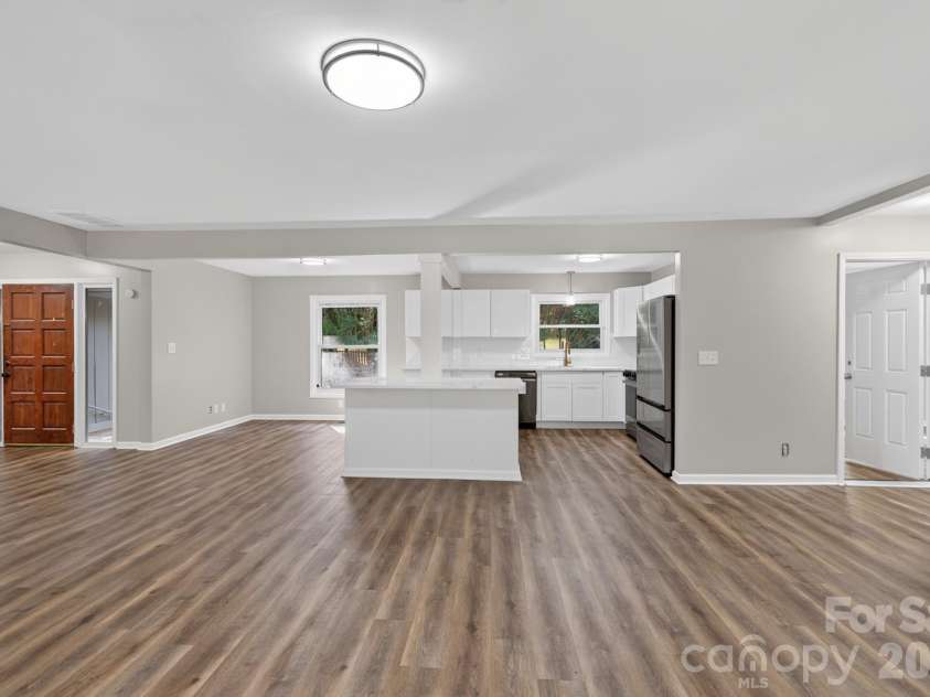 4531 Belhaven Forest Drive, Gastonia, NC 28056.  MLS# CAR4402890, YatesRealty ID 37128. 
