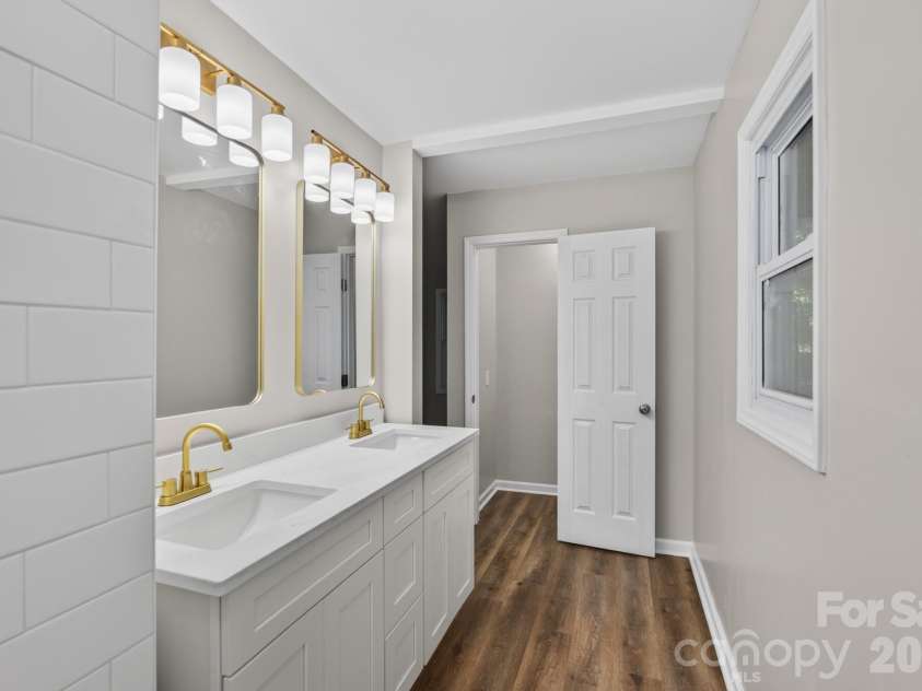 4531 Belhaven Forest Drive, Gastonia, NC 28056.  MLS# CAR4402890, YatesRealty ID 37128. 