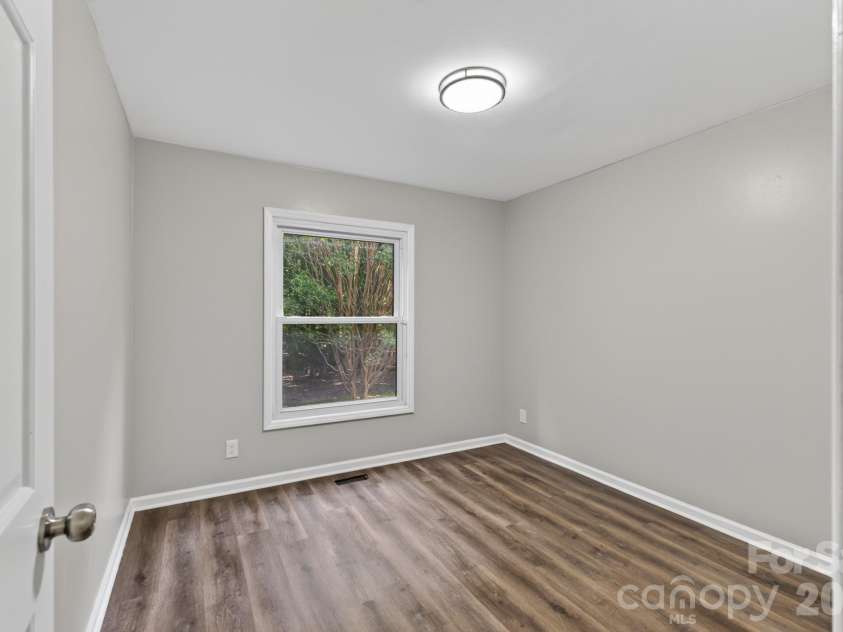 4531 Belhaven Forest Drive, Gastonia, NC 28056.  MLS# CAR4402890, YatesRealty ID 37128. 