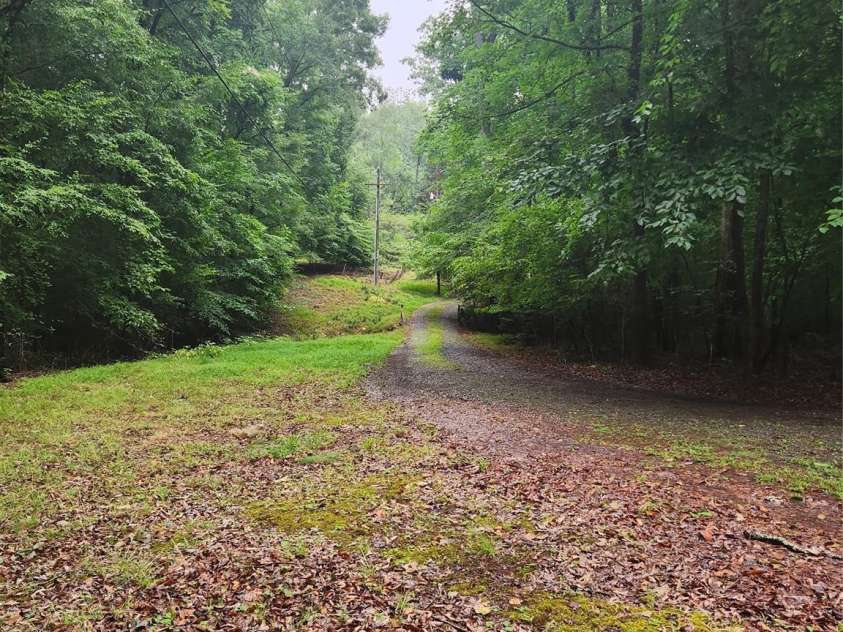 4531 Belhaven Forest Drive, Gastonia, NC 28056.  MLS# CAR4402890, YatesRealty ID 37128. 