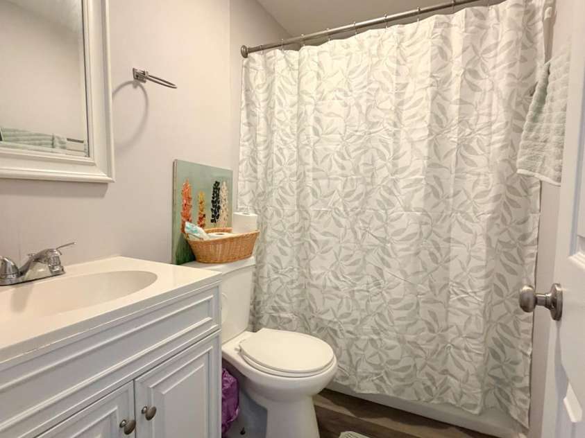 530 Stage Street, Lenoir, NC 28645.  MLS# CAR4402490, YatesRealty ID 37129. 