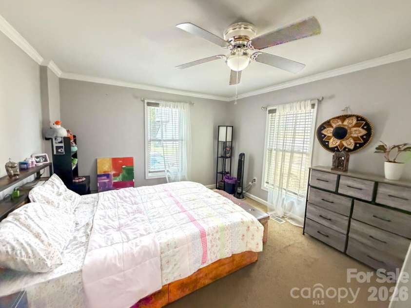 530 Stage Street, Lenoir, NC 28645.  MLS# CAR4402490, YatesRealty ID 37129. 