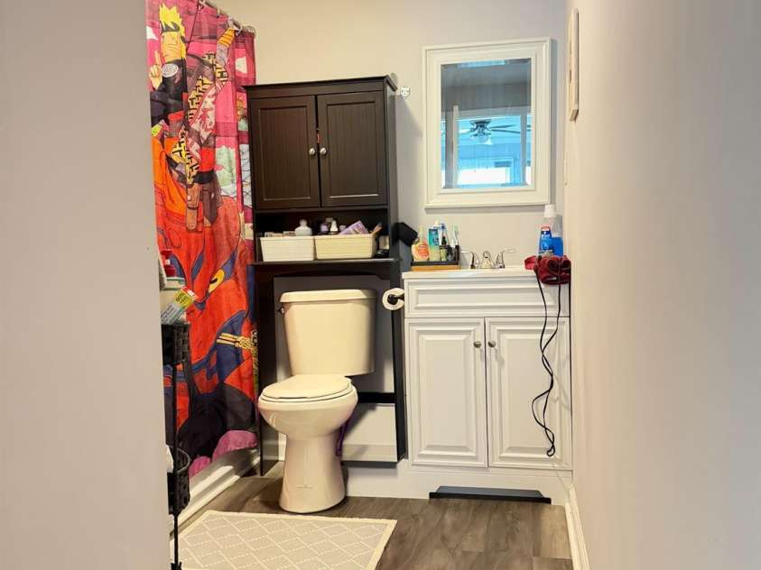 530 Stage Street, Lenoir, NC 28645.  MLS# CAR4402490, YatesRealty ID 37129. 