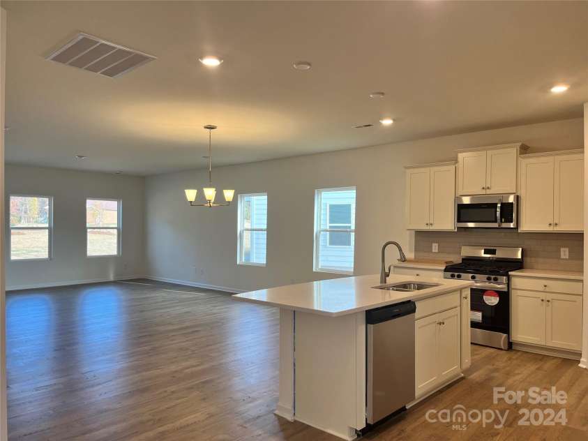 1044 Bull Dog Lane, Wingate, NC 28174.  MLS# CAR4192552, YatesRealty ID 3713. Open living concept