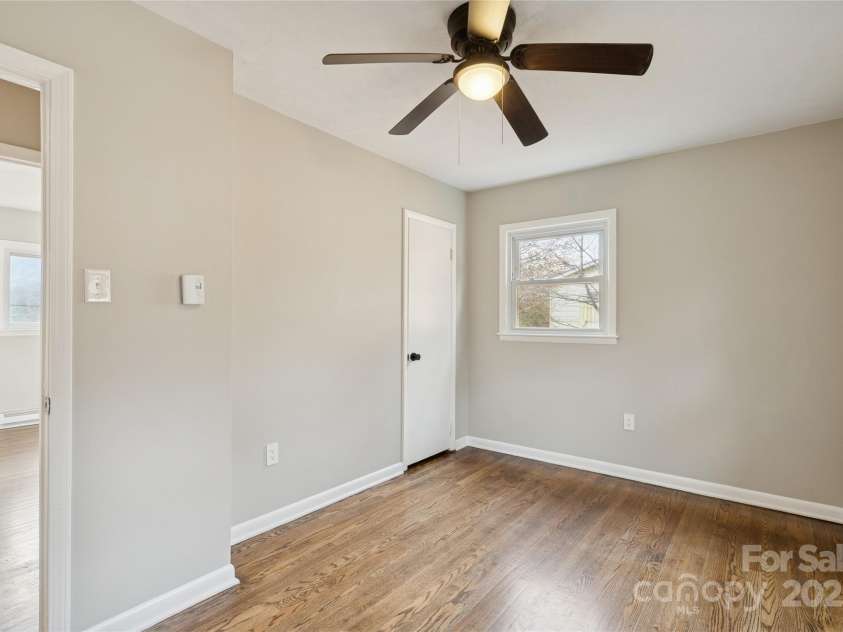 1126 Old US 70 Highway, Black Mountain, NC 28711.  MLS# CAR4326543, YatesRealty ID 3713. 3rd bedroom