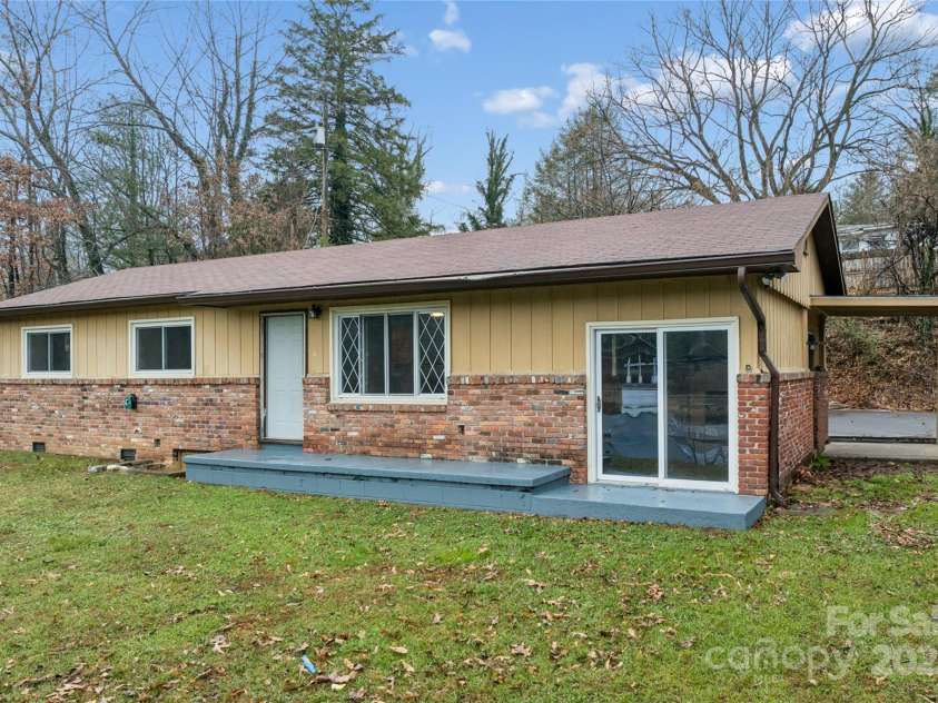 1126 Old US 70 Highway, Black Mountain, NC 28711.  MLS# CAR4326543, YatesRealty ID 3713. Exterior