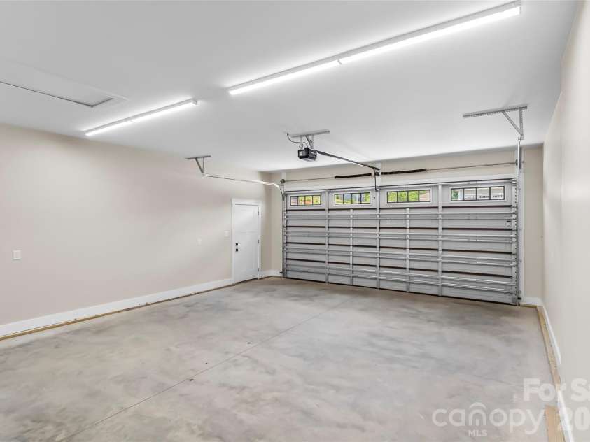 2456 Saratoga Run, Morganton, NC 28655.  MLS# CAR4402286, YatesRealty ID 37134. 