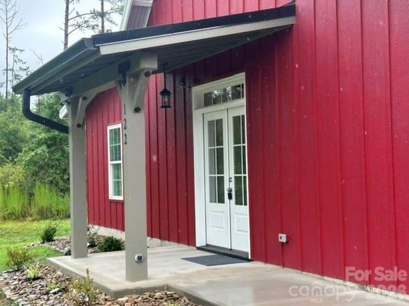 122 John Warren Drive, Forest City, NC 28043.  MLS# CAR4403495, YatesRealty ID 37138. 