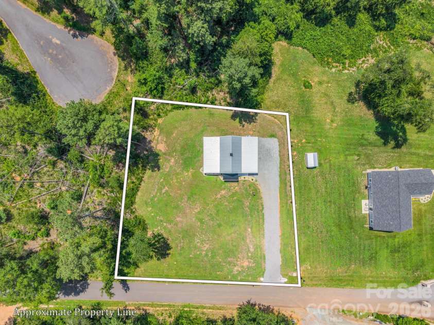 122 John Warren Drive, Forest City, NC 28043.  MLS# CAR4403495, YatesRealty ID 37138. 