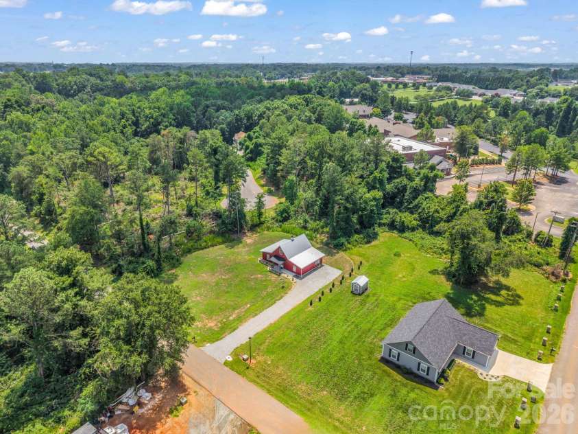 122 John Warren Drive, Forest City, NC 28043.  MLS# CAR4403495, YatesRealty ID 37138. 