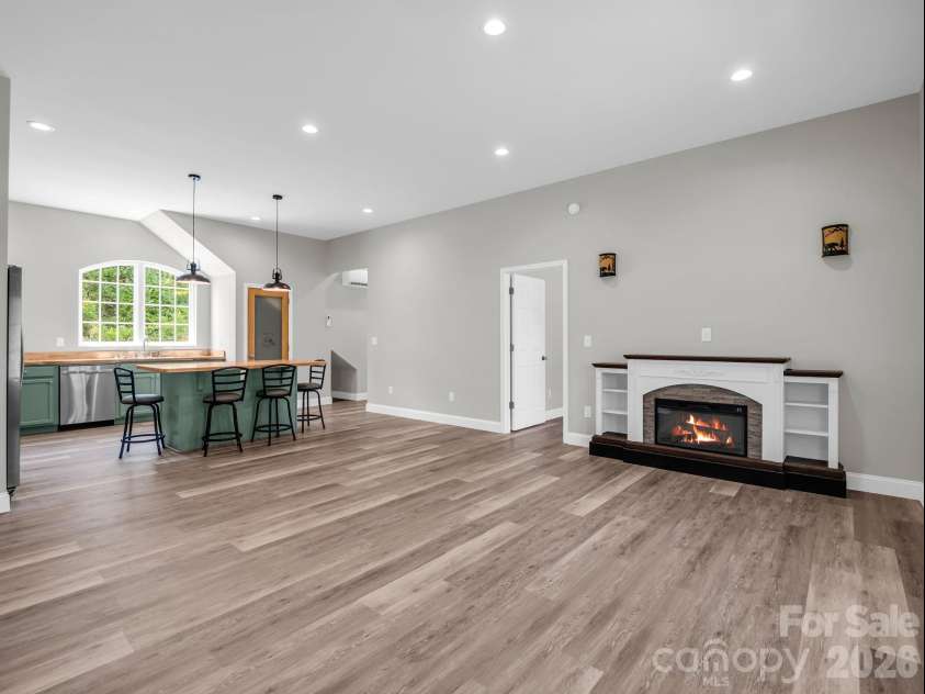 122 John Warren Drive, Forest City, NC 28043.  MLS# CAR4403495, YatesRealty ID 37138. Great room