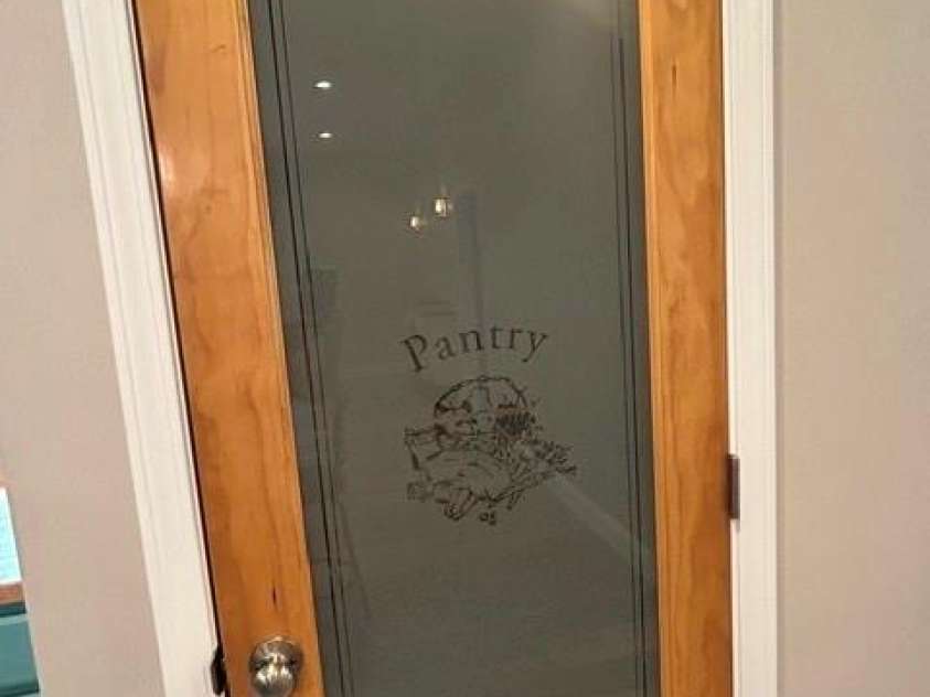 122 John Warren Drive, Forest City, NC 28043.  MLS# CAR4403495, YatesRealty ID 37138. Pantry