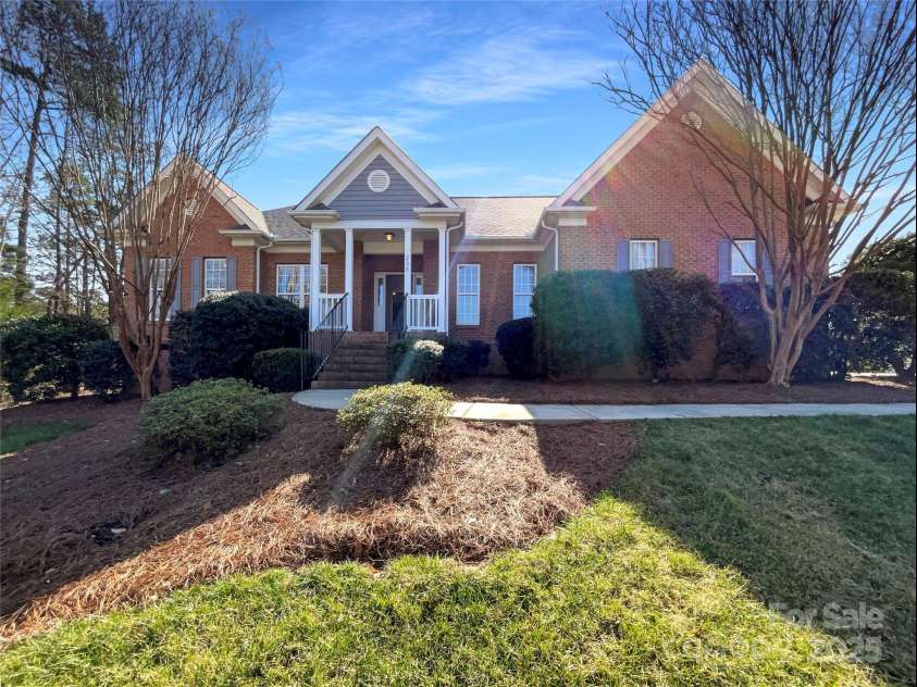 235 Glenville Drive, Fort Mill, SC 29715.  MLS# CAR4224497, YatesRealty ID 3714. 