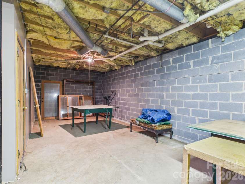 7904 Pinnacle Wind Lane, Lenoir, NC 28645.  MLS# CAR4403443, YatesRealty ID 37141. 