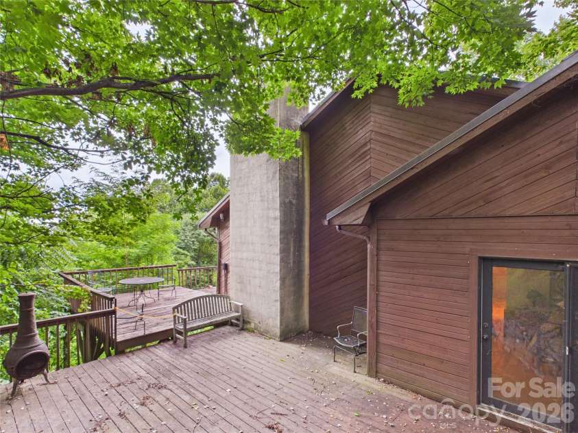 7904 Pinnacle Wind Lane, Lenoir, NC 28645.  MLS# CAR4403443, YatesRealty ID 37141. 