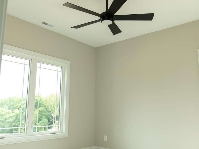 2927 Tavistock Lane, Lincolnton, NC 28092.  MLS# CAR4404018, YatesRealty ID 37143. 