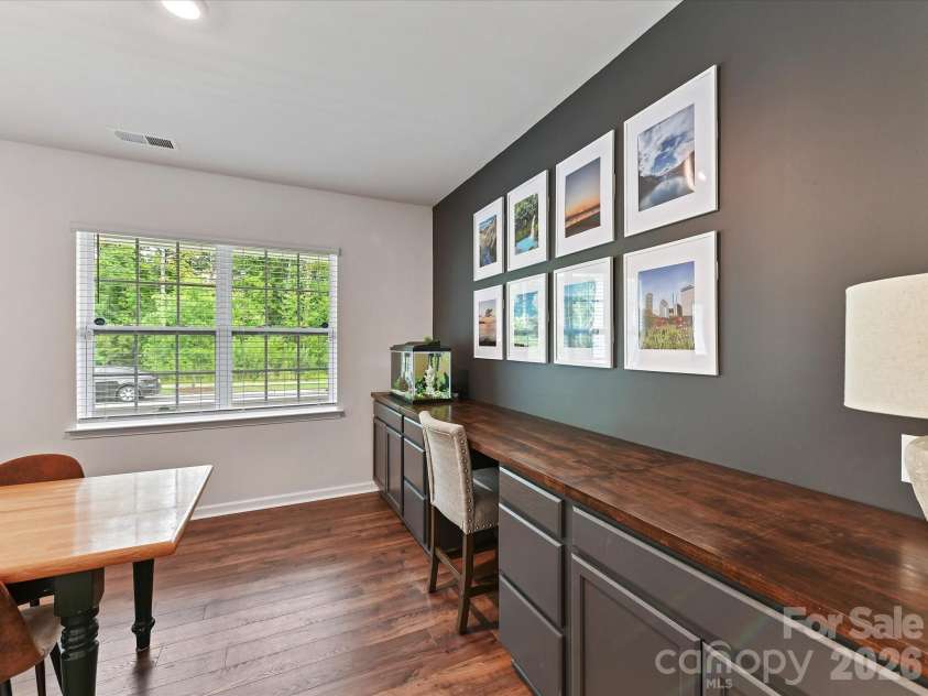 724 Larmore Avenue, Charlotte, NC 28216.  MLS# CAR4403712, YatesRealty ID 37147. 