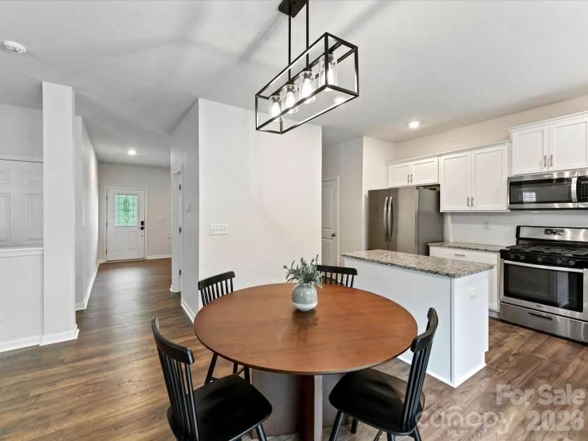 724 Larmore Avenue, Charlotte, NC 28216.  MLS# CAR4403712, YatesRealty ID 37147. 