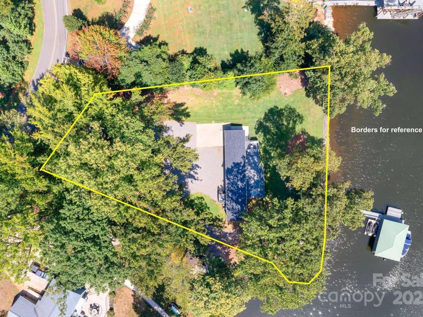 204 Lakeview Shores Loop, Mooresville, NC 28117.  MLS# CAR4297871, YatesRealty ID 37150. 