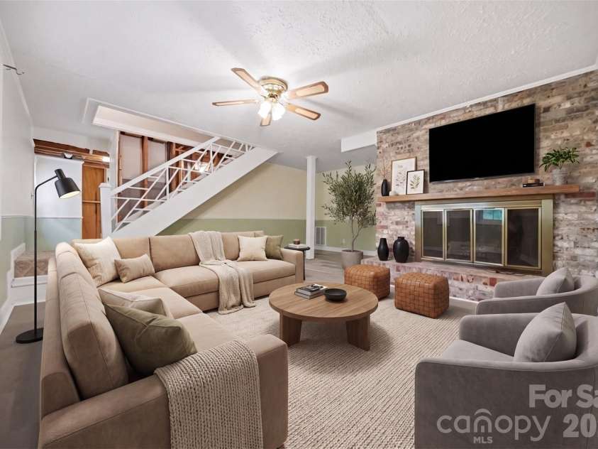 907 Vista Place, Lenoir, NC 28645.  MLS# CAR4403541, YatesRealty ID 37151. Basement den virtual