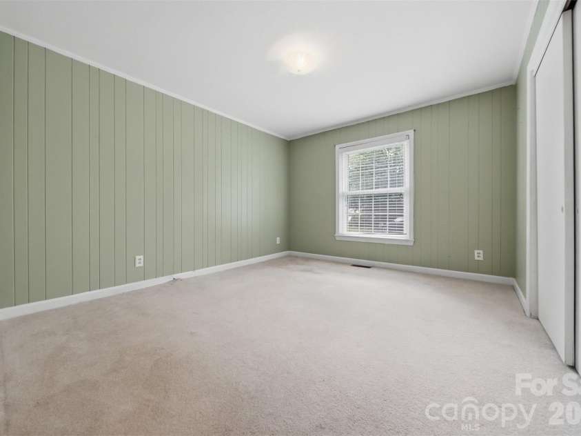 907 Vista Place, Lenoir, NC 28645.  MLS# CAR4403541, YatesRealty ID 37151. Bedroom 3