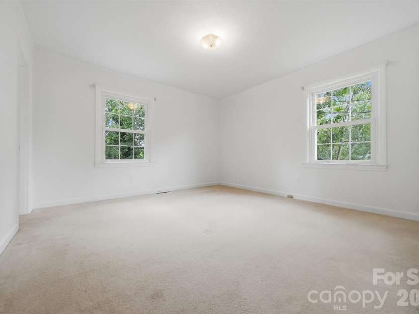 907 Vista Place, Lenoir, NC 28645.  MLS# CAR4403541, YatesRealty ID 37151. Primary bedroom