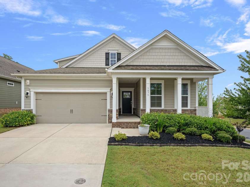 3075 Lydney Circle, Waxhaw, NC 28173.  MLS# CAR4403658, YatesRealty ID 37155. 