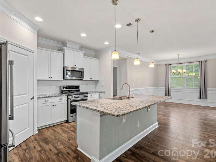3075 Lydney Circle, Waxhaw, NC 28173.  MLS# CAR4403658, YatesRealty ID 37155. 