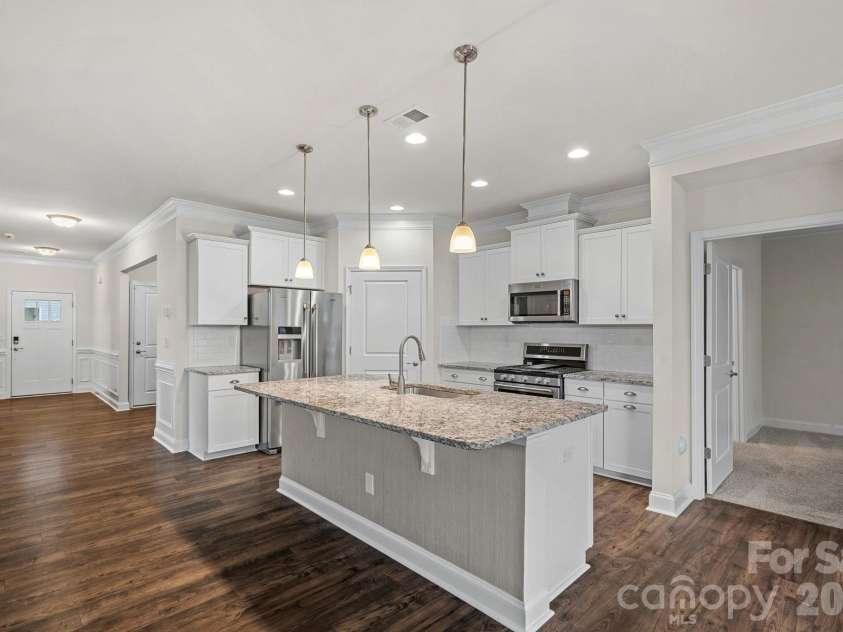 3075 Lydney Circle, Waxhaw, NC 28173.  MLS# CAR4403658, YatesRealty ID 37155. 