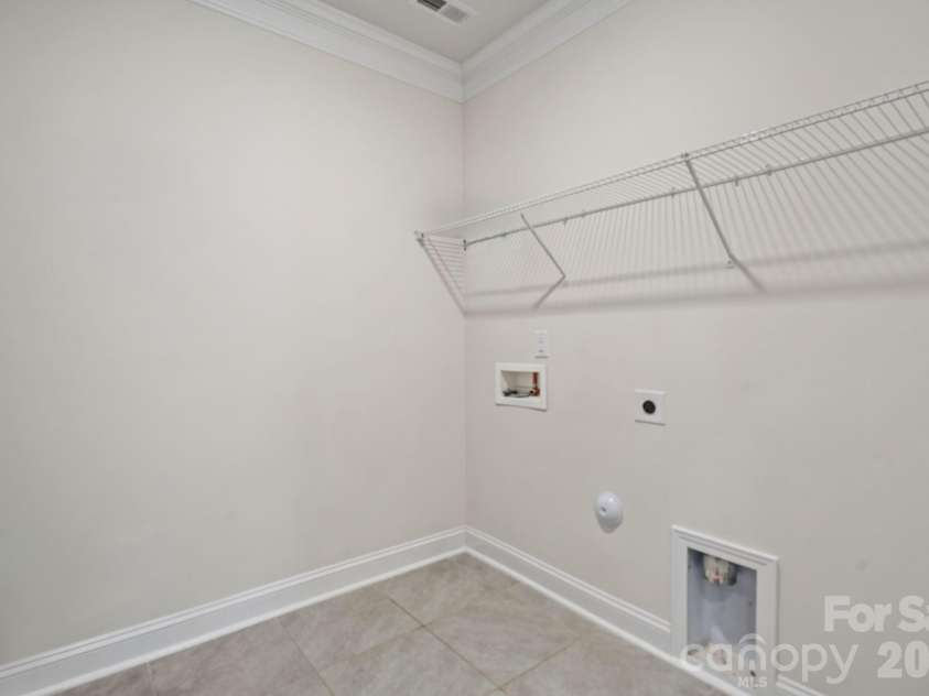 3075 Lydney Circle, Waxhaw, NC 28173.  MLS# CAR4403658, YatesRealty ID 37155. 