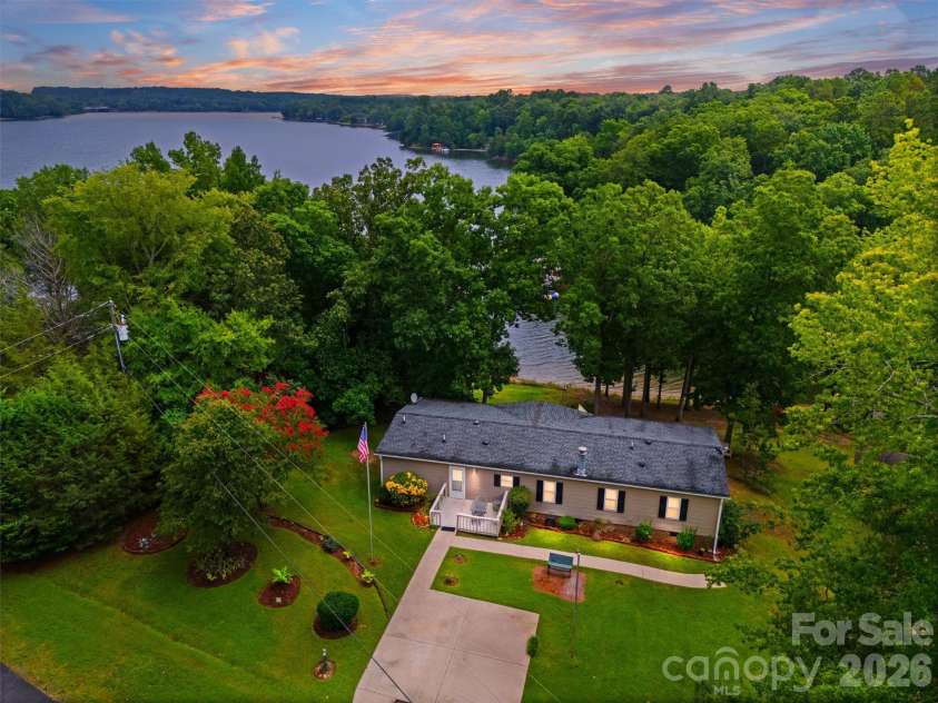 2071 Chameleon Road, York, SC 29745.  MLS# CAR4403445, YatesRealty ID 37158. 