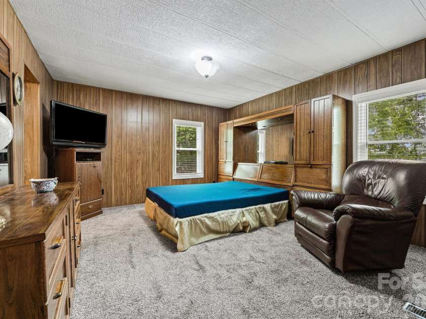 2071 Chameleon Road, York, SC 29745.  MLS# CAR4403445, YatesRealty ID 37158. 
