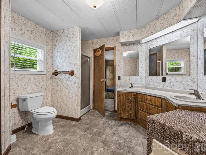 2071 Chameleon Road, York, SC 29745.  MLS# CAR4403445, YatesRealty ID 37158. 