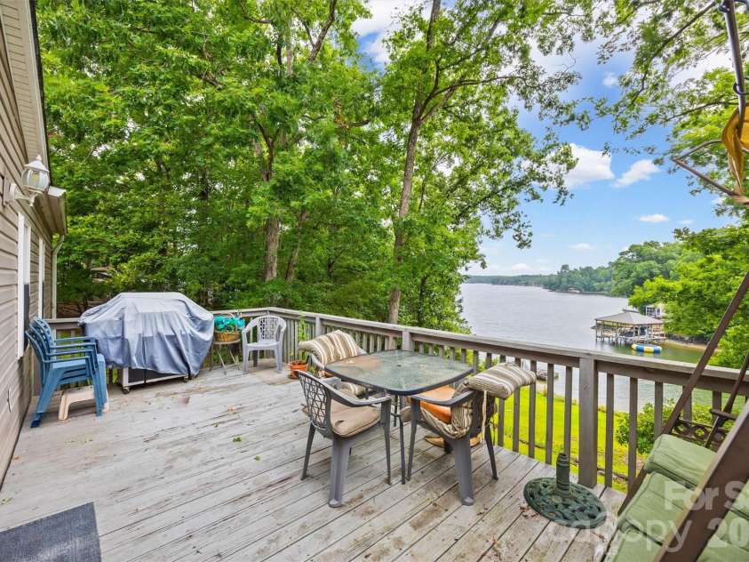 2071 Chameleon Road, York, SC 29745.  MLS# CAR4403445, YatesRealty ID 37158. 