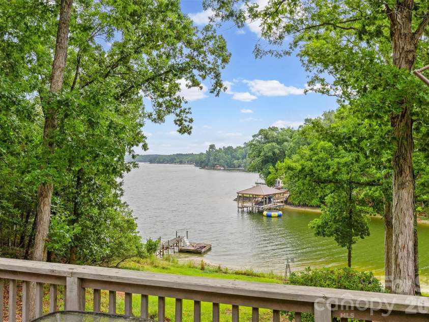 2071 Chameleon Road, York, SC 29745.  MLS# CAR4403445, YatesRealty ID 37158. 