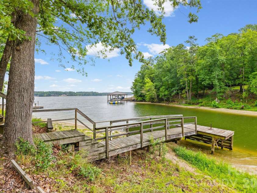 2071 Chameleon Road, York, SC 29745.  MLS# CAR4403445, YatesRealty ID 37158. 