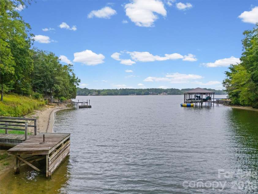 2071 Chameleon Road, York, SC 29745.  MLS# CAR4403445, YatesRealty ID 37158. 