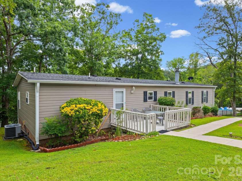 2071 Chameleon Road, York, SC 29745.  MLS# CAR4403445, YatesRealty ID 37158. 
