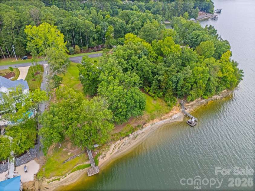 2071 Chameleon Road, York, SC 29745.  MLS# CAR4403445, YatesRealty ID 37158. 
