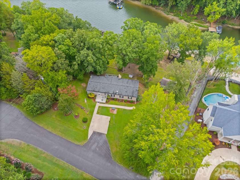 2071 Chameleon Road, York, SC 29745.  MLS# CAR4403445, YatesRealty ID 37158. 