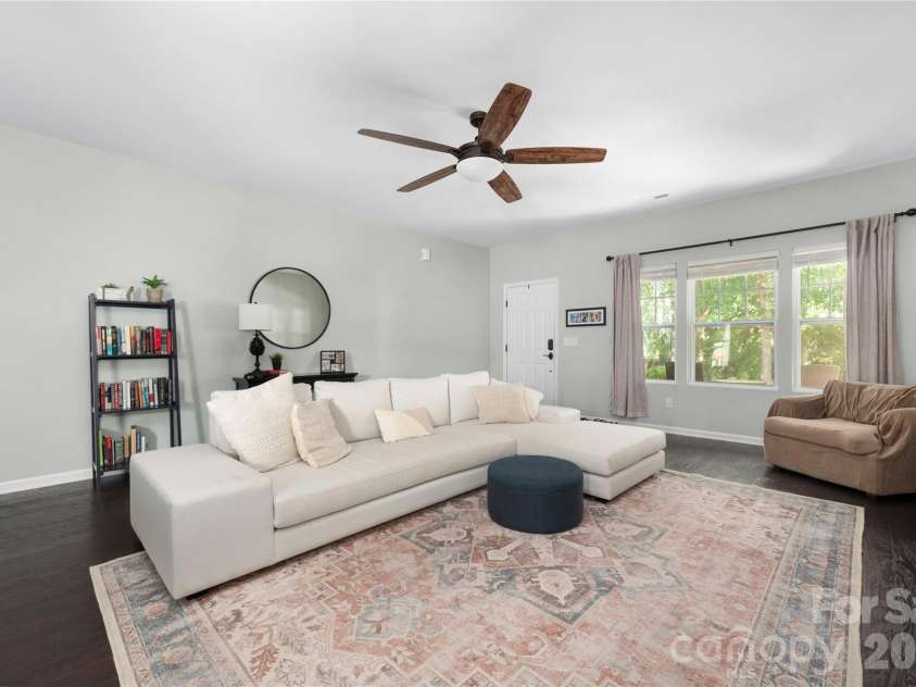 19925 Wooden Tee Drive, Davidson, NC 28036.  MLS# CAR4403616, YatesRealty ID 37159. 