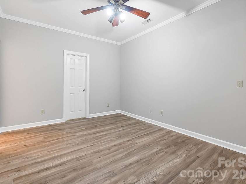 3475 Pikeview Road, Fort Mill, SC 29715.  MLS# CAR4322314, YatesRealty ID 3716. Basement Flex Space