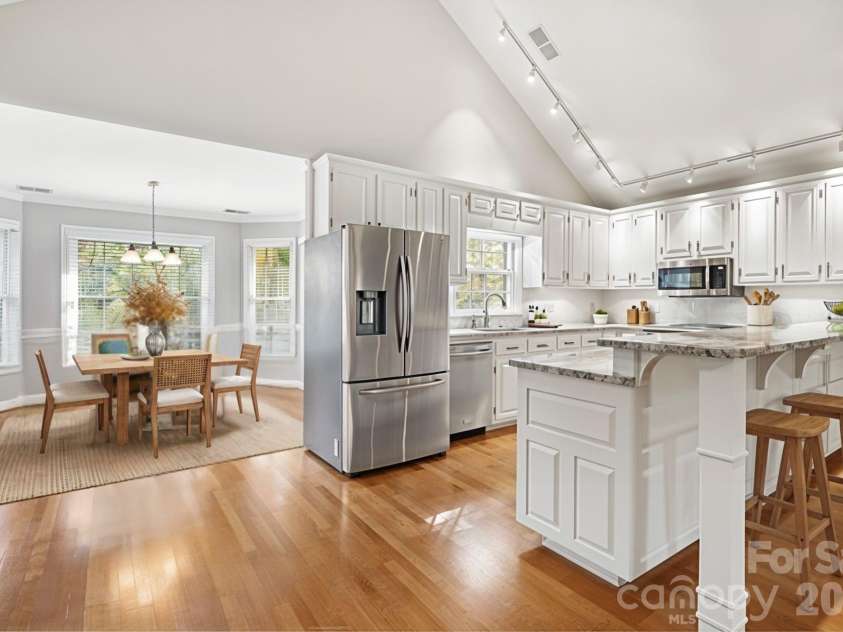 3475 Pikeview Road, Fort Mill, SC 29715.  MLS# CAR4322314, YatesRealty ID 3716. Kitchen/ Dining 