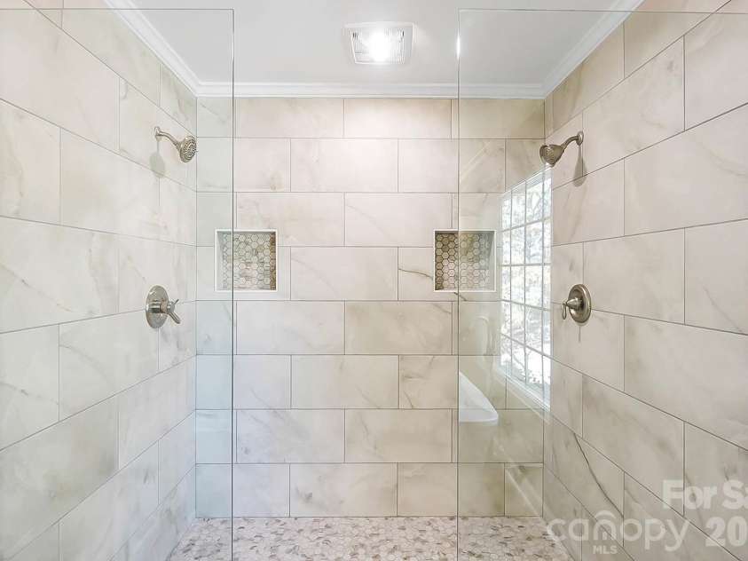 3475 Pikeview Road, Fort Mill, SC 29715.  MLS# CAR4322314, YatesRealty ID 3716. Primary Bathroom, Double Shower
