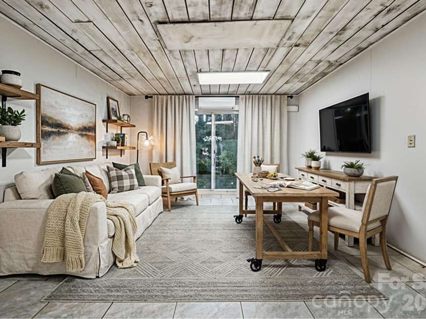 3475 Pikeview Road, Fort Mill, SC 29715.  MLS# CAR4322314, YatesRealty ID 3716. Shed Interior