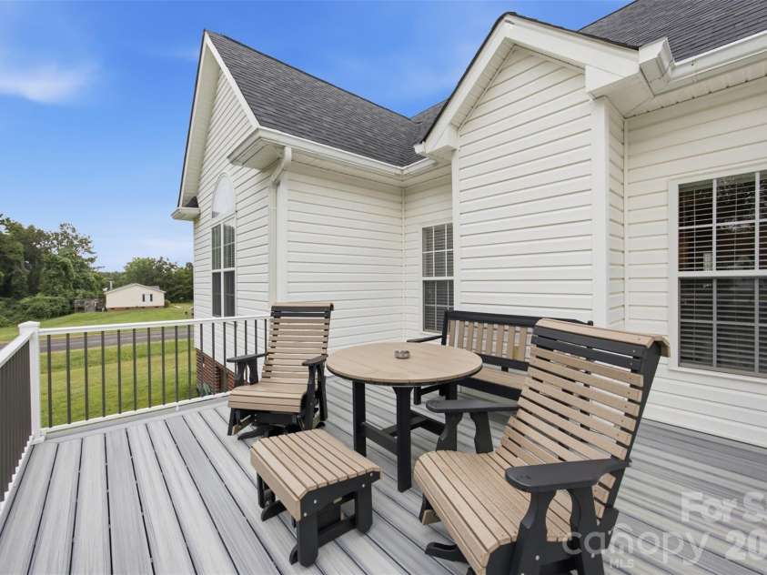 684 Pitts Road, Catawba, SC 29704.  MLS# CAR4403837, YatesRealty ID 37160. 