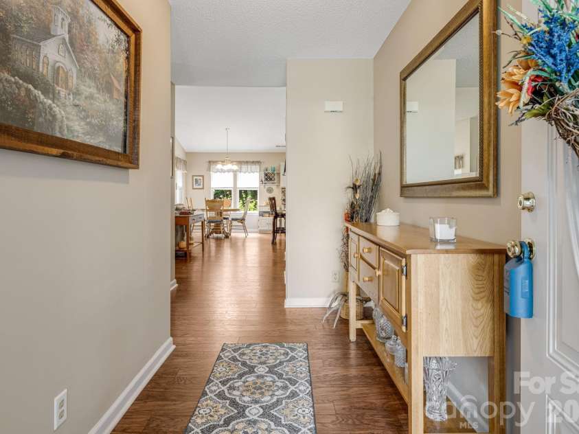 208 Snowy Egret Way, Hendersonville, NC 28792.  MLS# CAR4404138, YatesRealty ID 37163. 