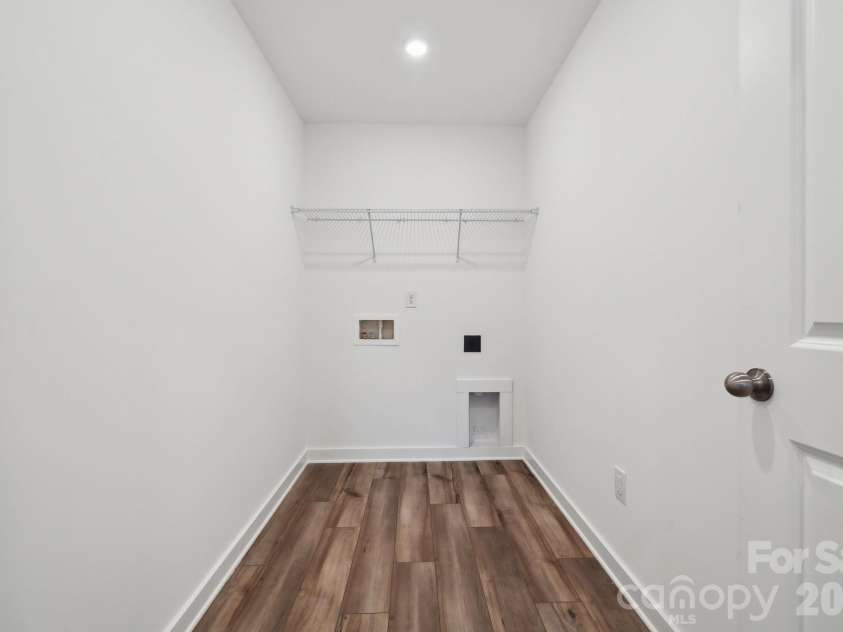 826 Olde England Drive, Lincolnton, NC 28092.  MLS# CAR4404302, YatesRealty ID 37164. Representative Photo